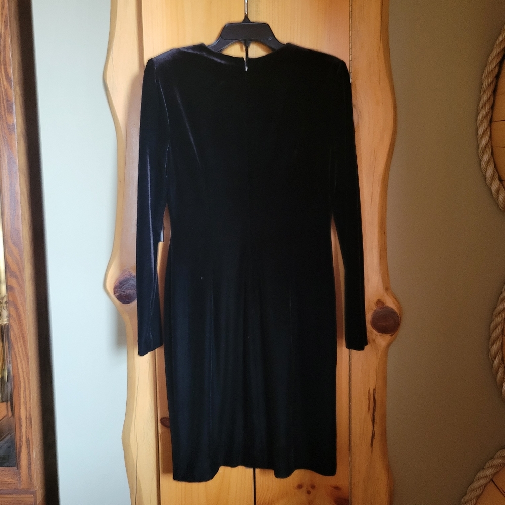 Antonio amolini fitted dress, knee to calf length, size 6